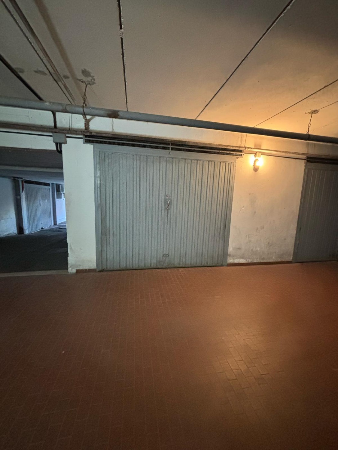 Box/Garage 18mq con box a Marino