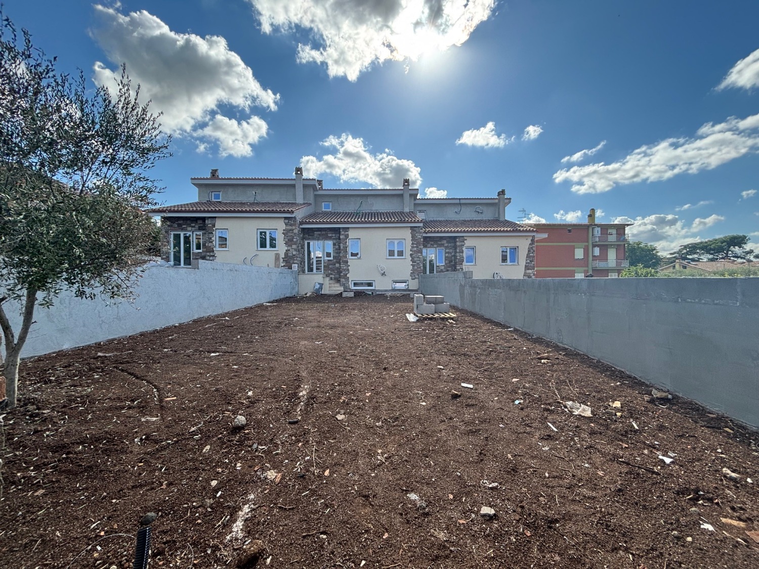 Villa nuova a Frascati