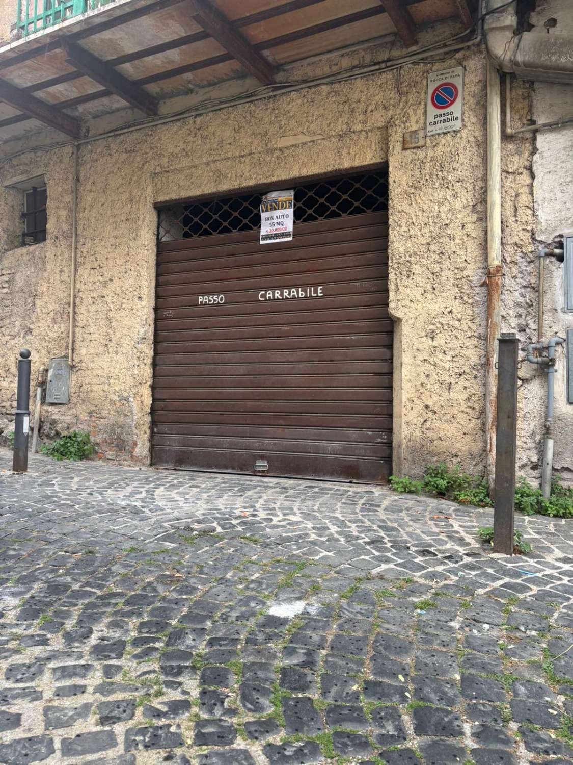 Box/Garage 55mq con box a Rocca di Papa