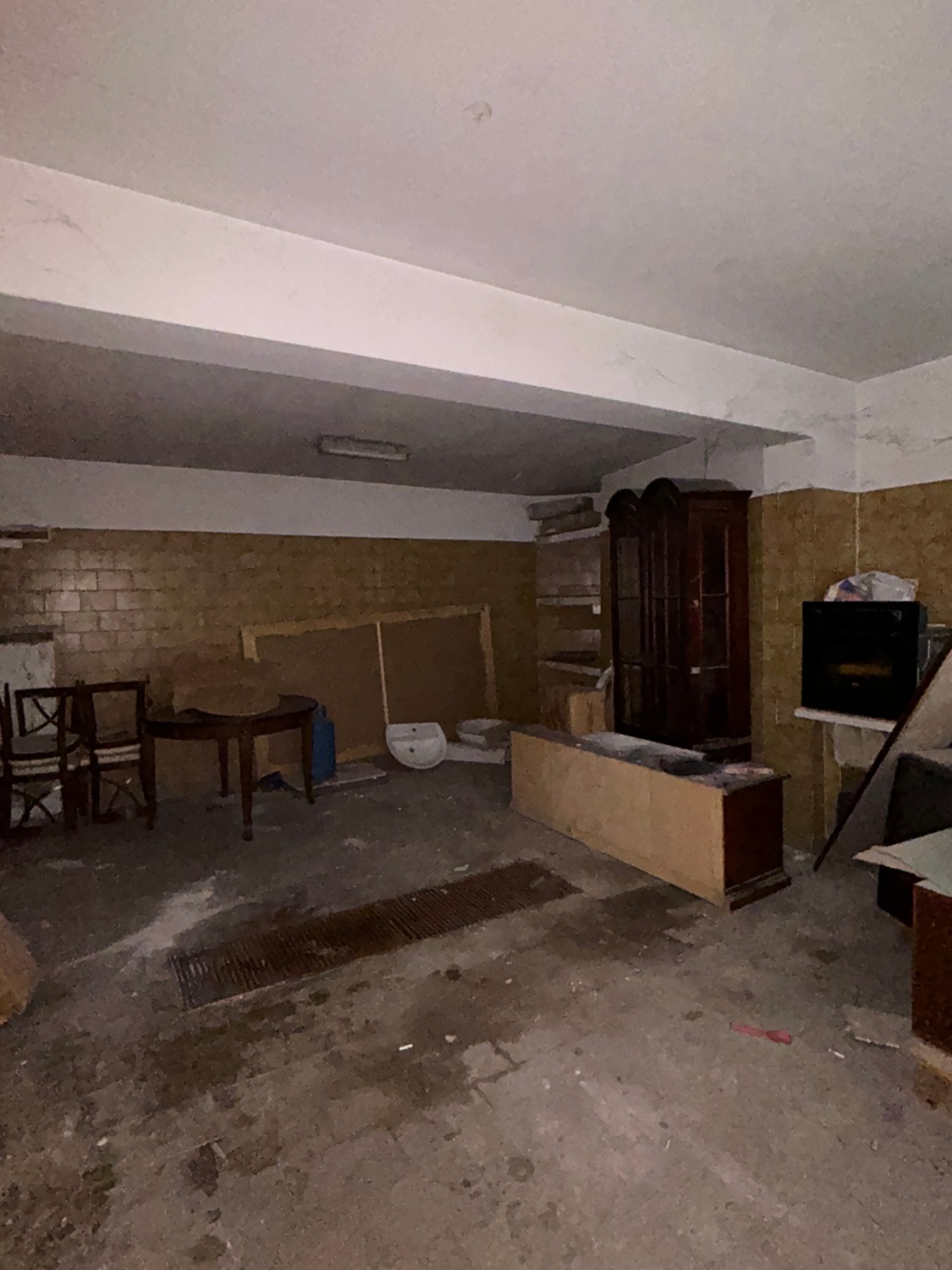 Box/Garage 45mq con box a Castel Gandolfo