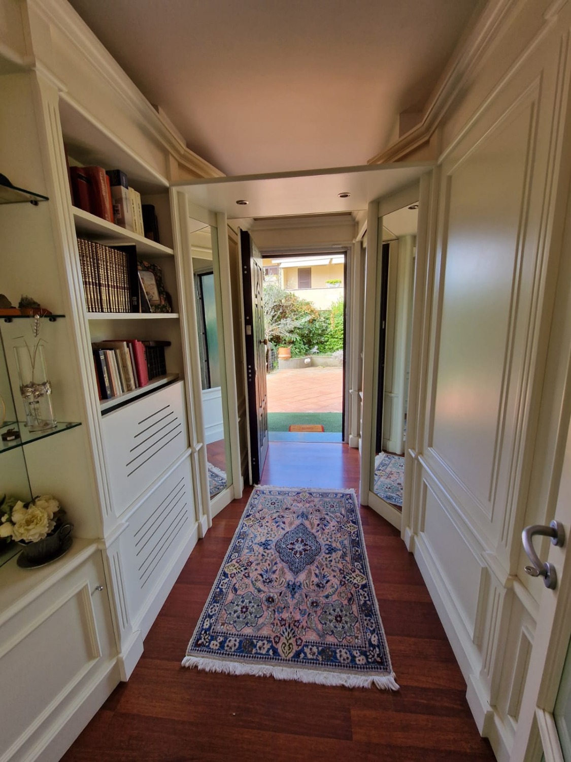 Villa con terrazzo a Grottaferrata