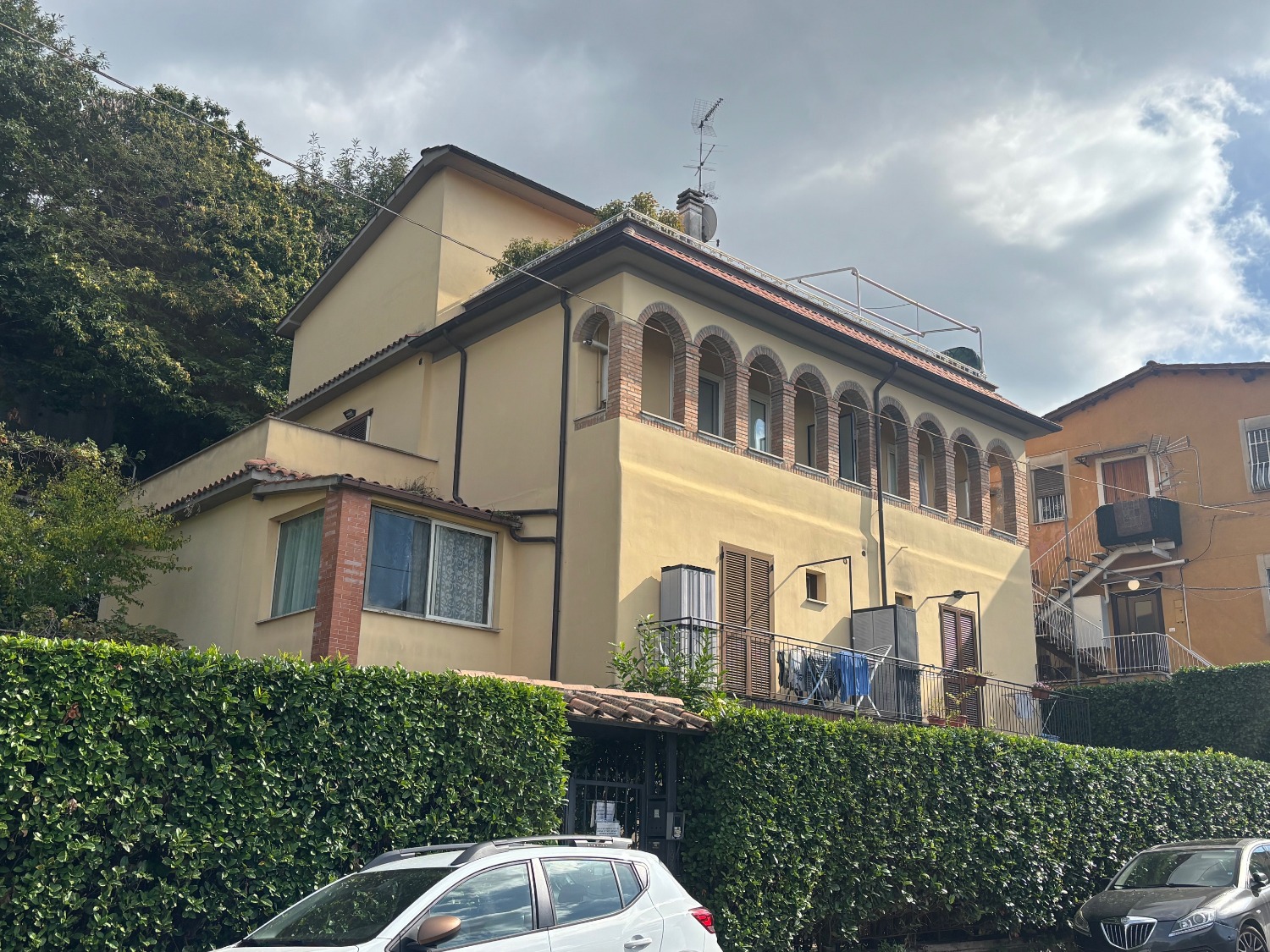 Trilocale con terrazzo a Rocca di Papa
