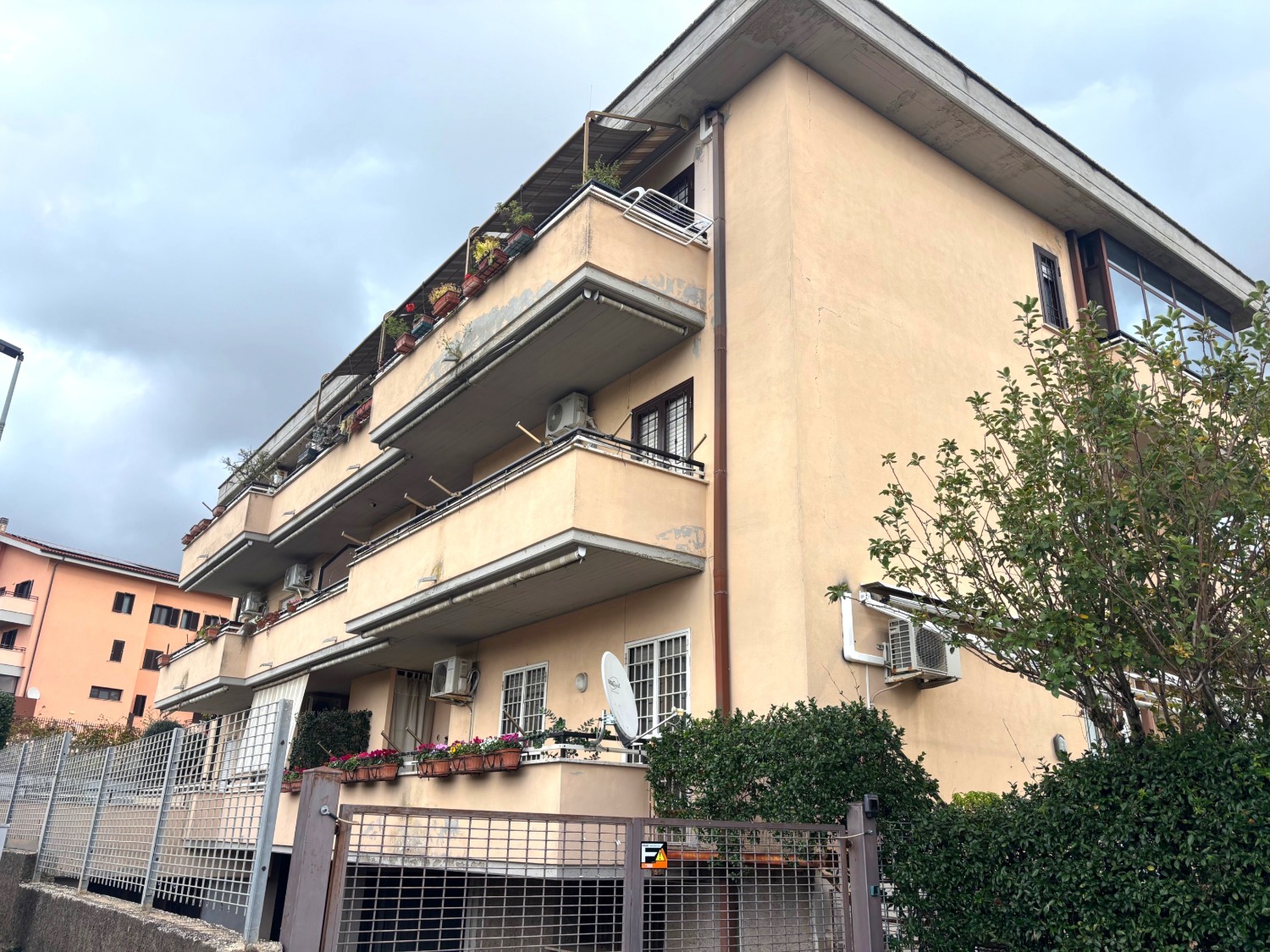 Quadrilocale con terrazzo a Lanuvio