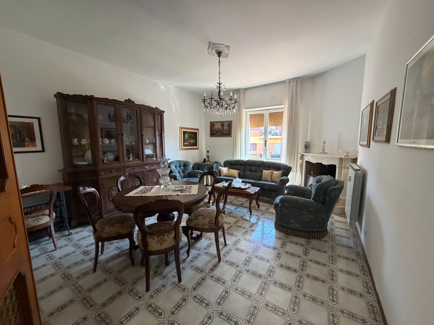 Trilocale con terrazzo a Grottaferrata