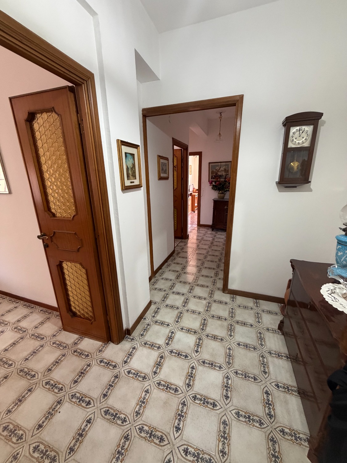 Trilocale con terrazzo a Grottaferrata