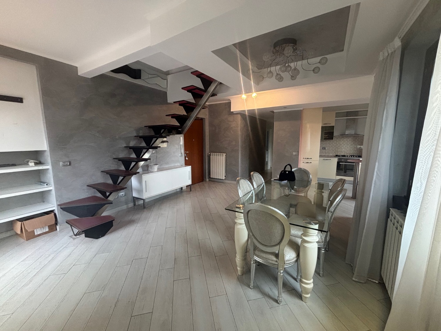 Quadrilocale con terrazzo a Frascati