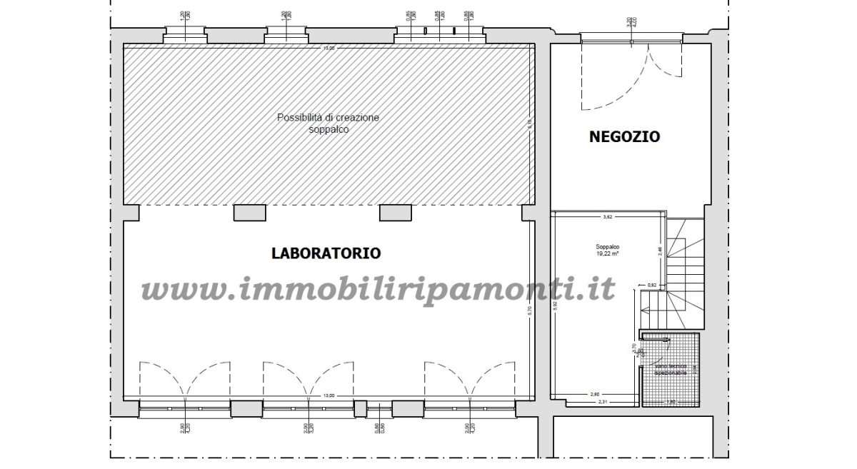 Locale commerciale in affitto a Lecco