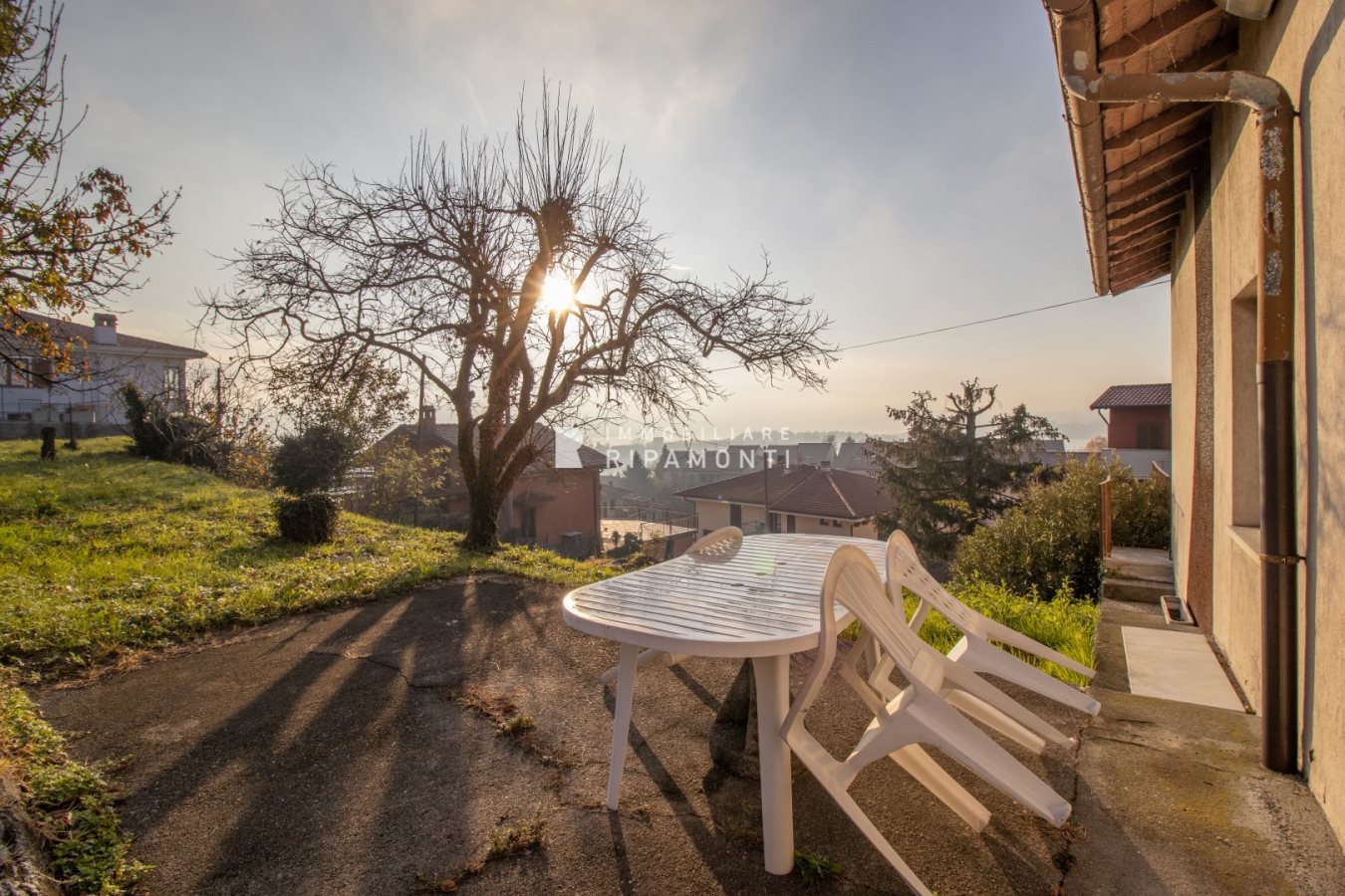 Villa in vendita a Civate
