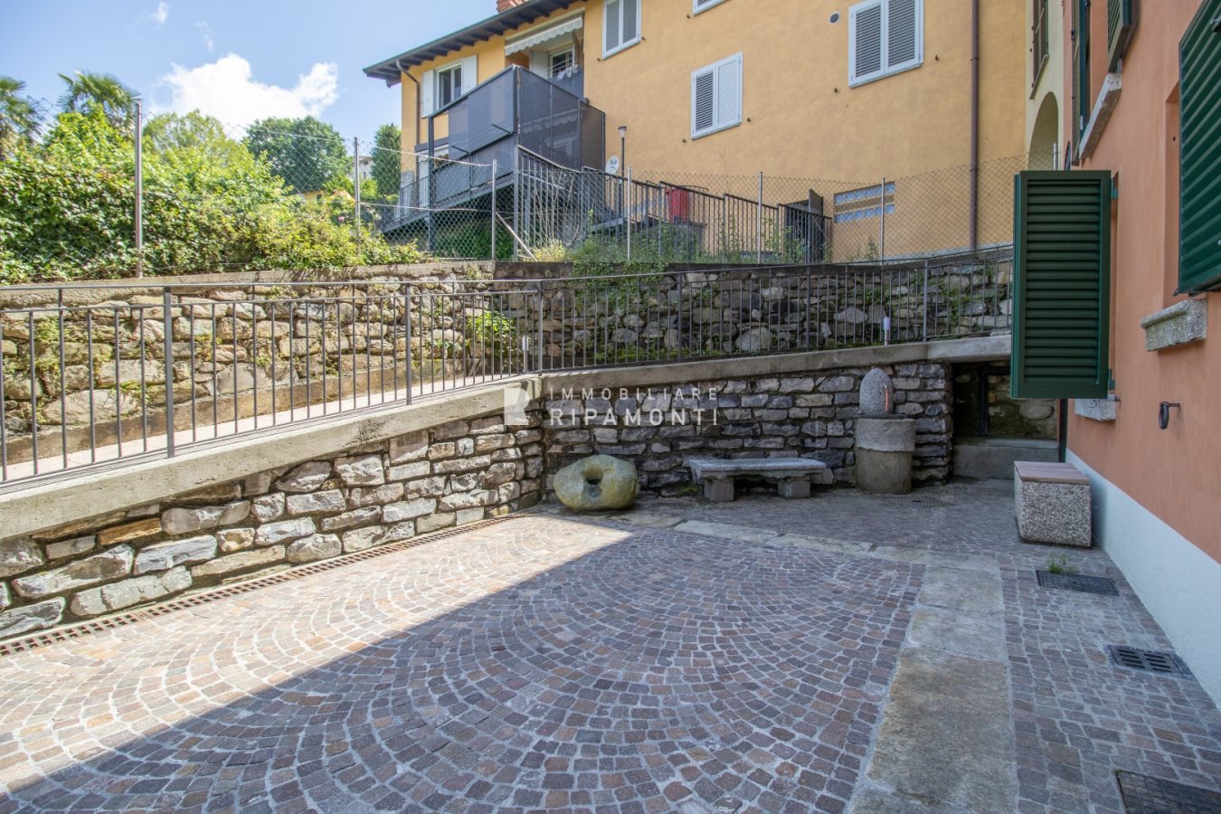 Trilocale in affitto, Ello marconaga