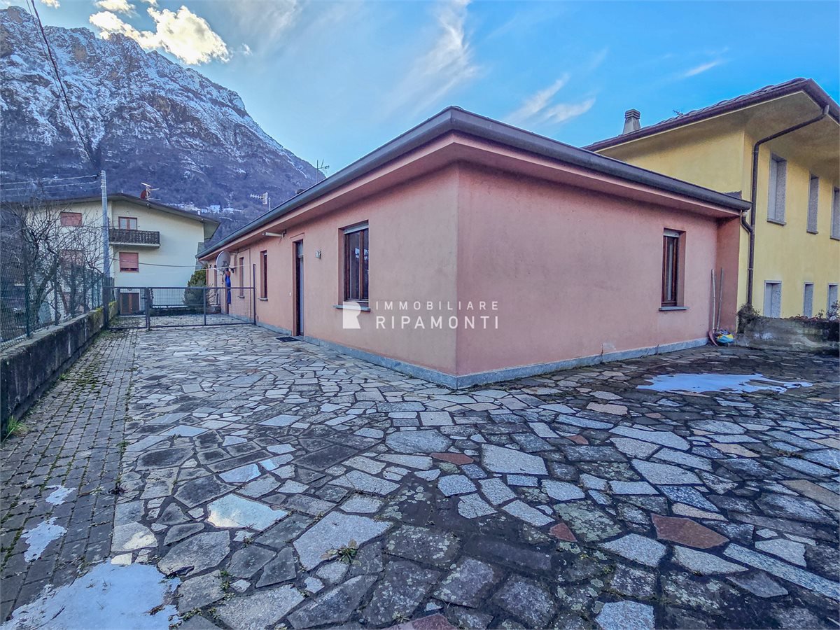 Trilocale in affitto a Taceno