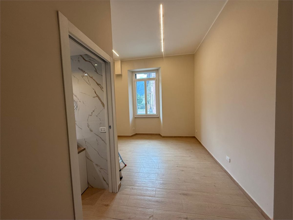 Ufficio in vendita, Lecco centralissimo