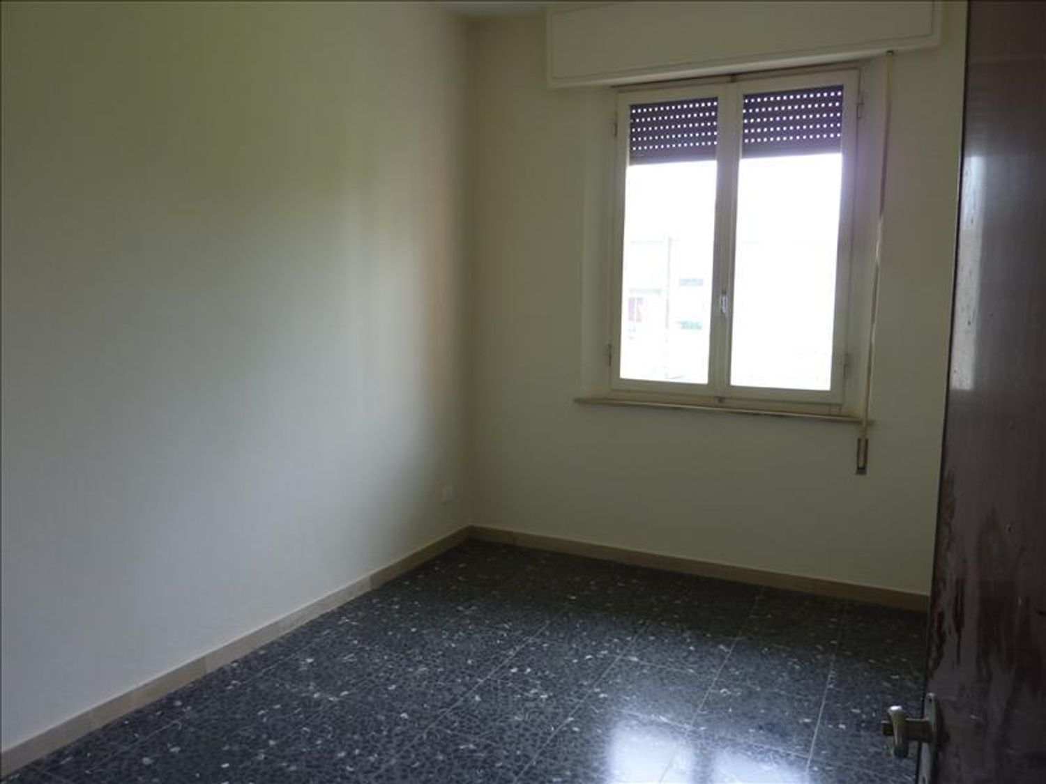 Trilocale arredato in affitto a Siena