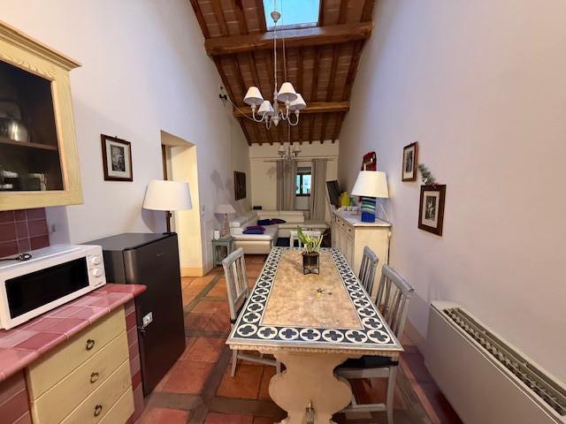 Bilocale arredato in affitto, Siena centro storico