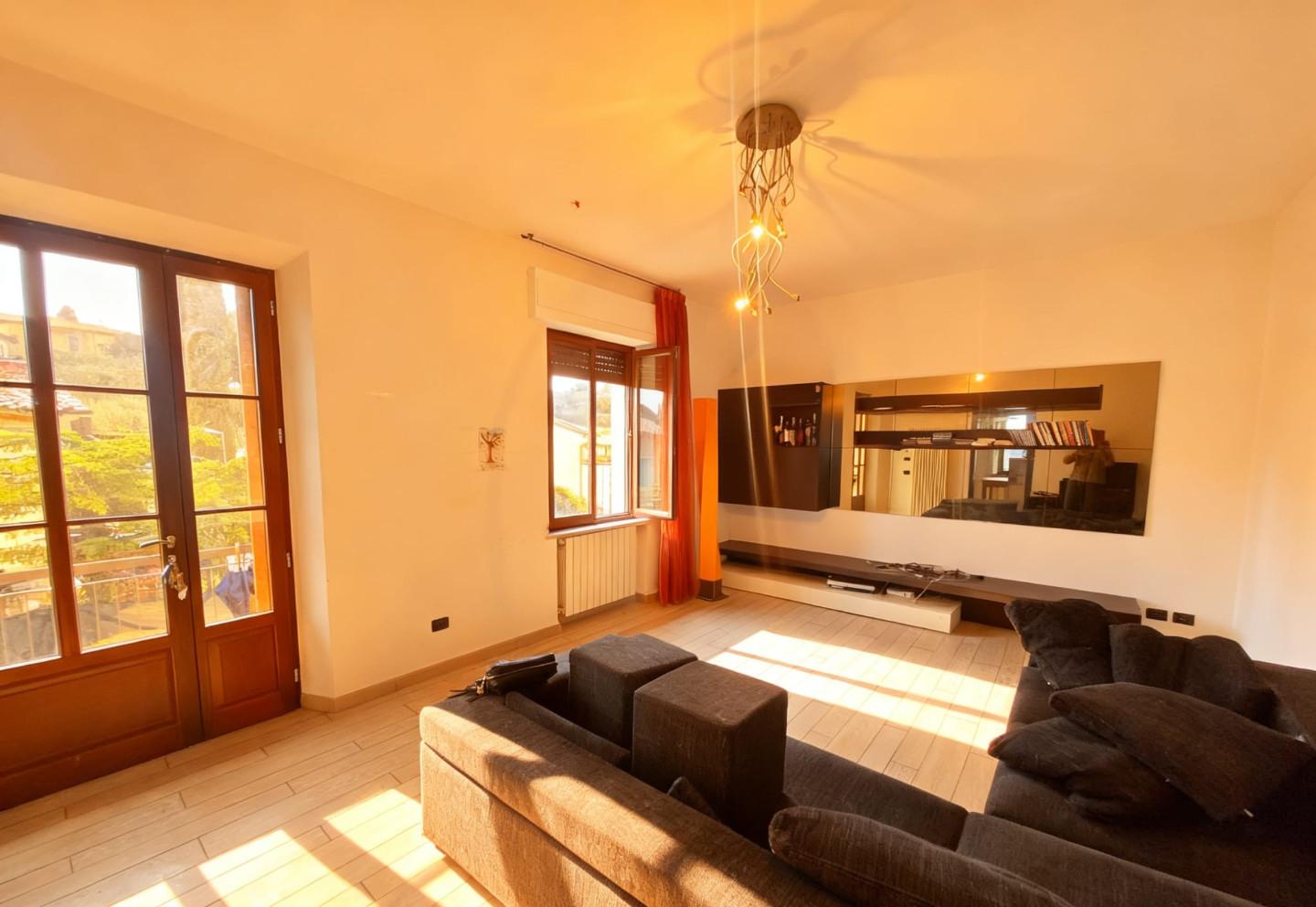 Appartamento con terrazzi, Castelnuovo Berardenga vagliagli