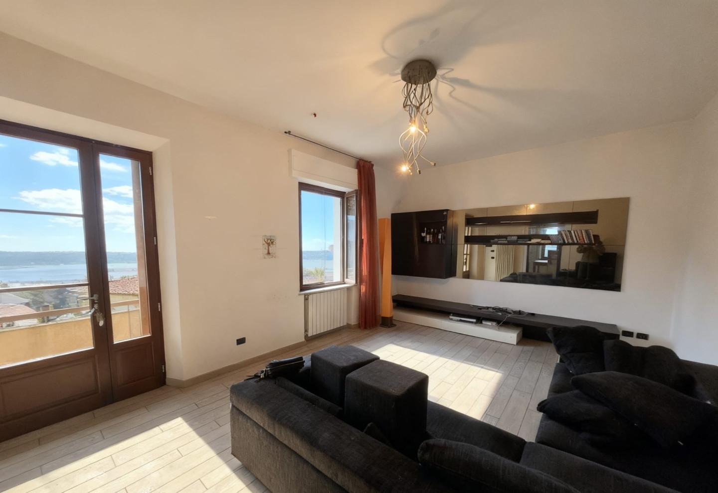 Appartamento con terrazzi, Castelnuovo Berardenga vagliagli