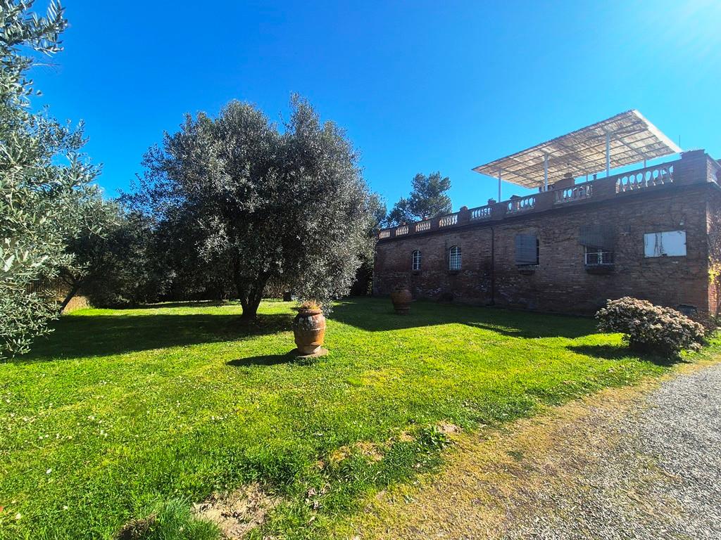 Casa indipendente con giardino a Monteroni d'Arbia