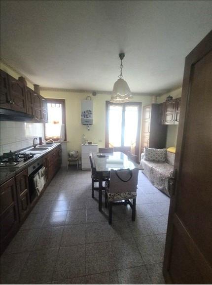 Quadrilocale con giardino a Castellina in Chianti