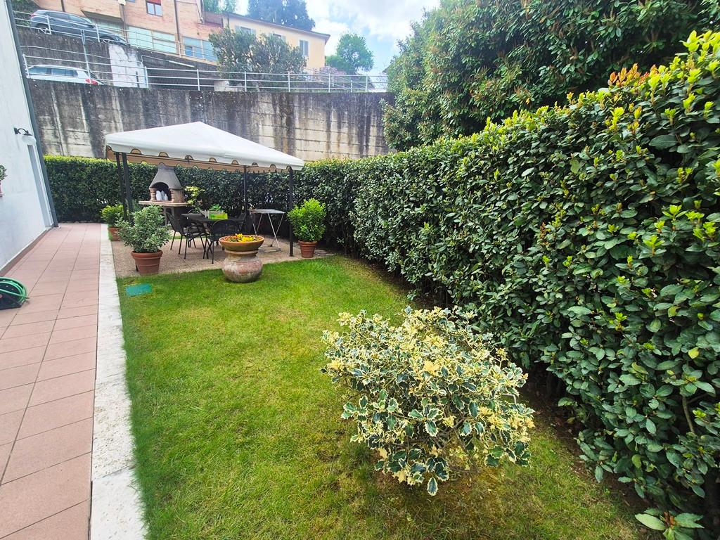 Casa indipendente con giardino, Siena palazzo diavoli