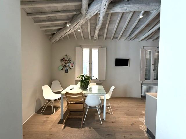 Appartamento con terrazzo, Siena centro storico