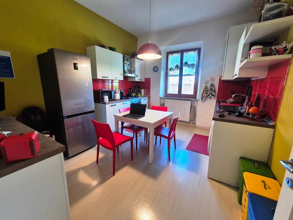 Appartamento con terrazzo, Siena romana esterna