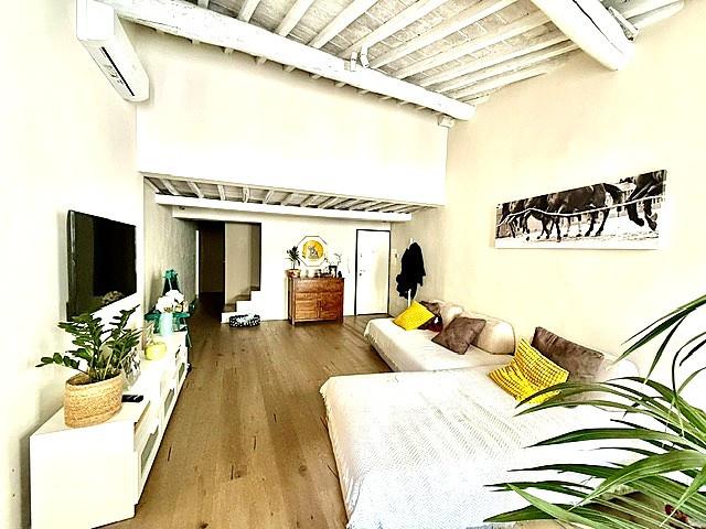 Appartamento con terrazzo, Siena centro storico