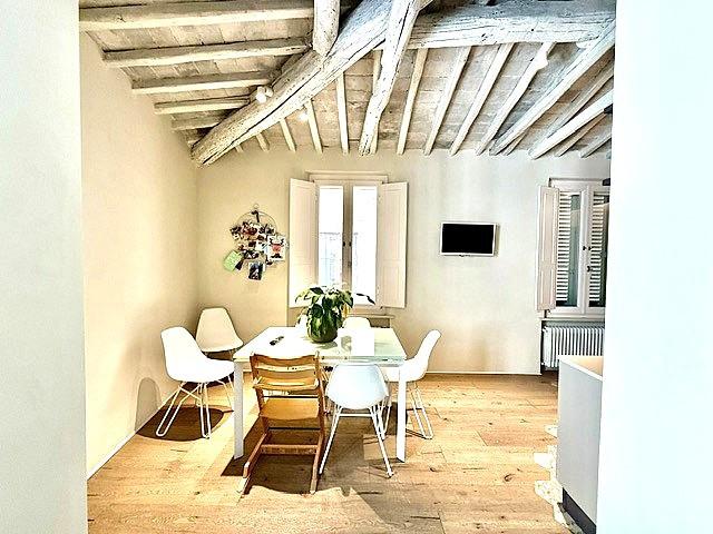 Appartamento con terrazzo, Siena centro storico