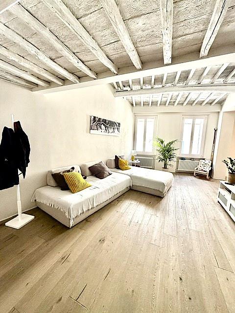 Appartamento con terrazzo, Siena centro storico