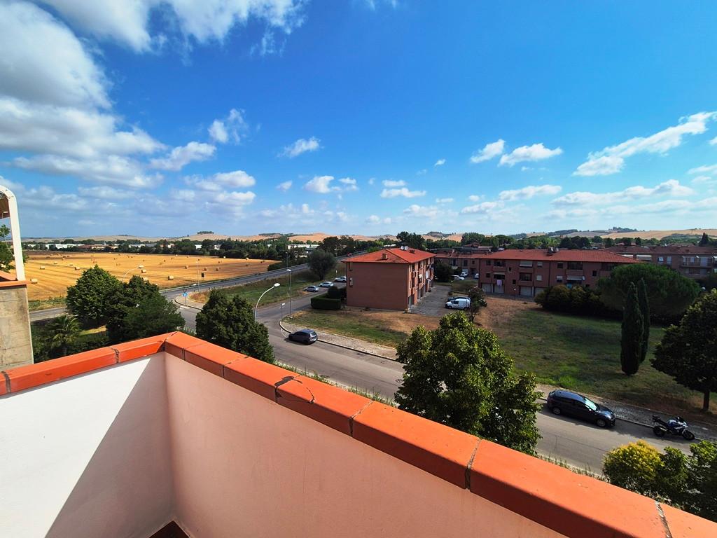 Quadrilocale con terrazzo a Monteroni d'Arbia