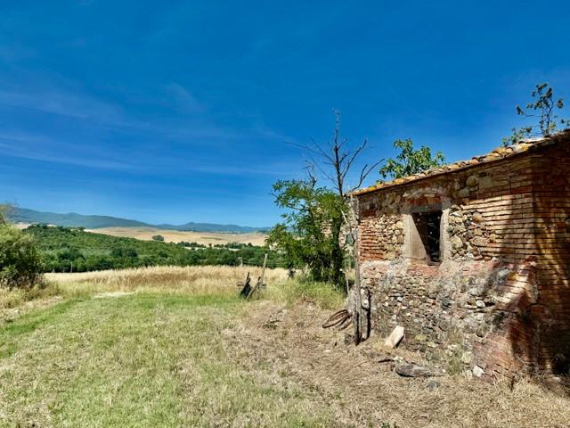 Rustico da ristrutturare a Volterra
