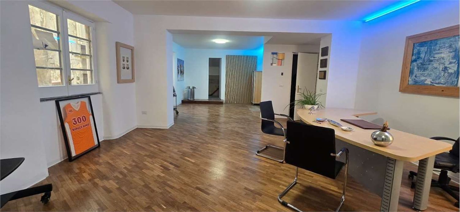 Ufficio in affitto in via emerico amari 162, Palermo