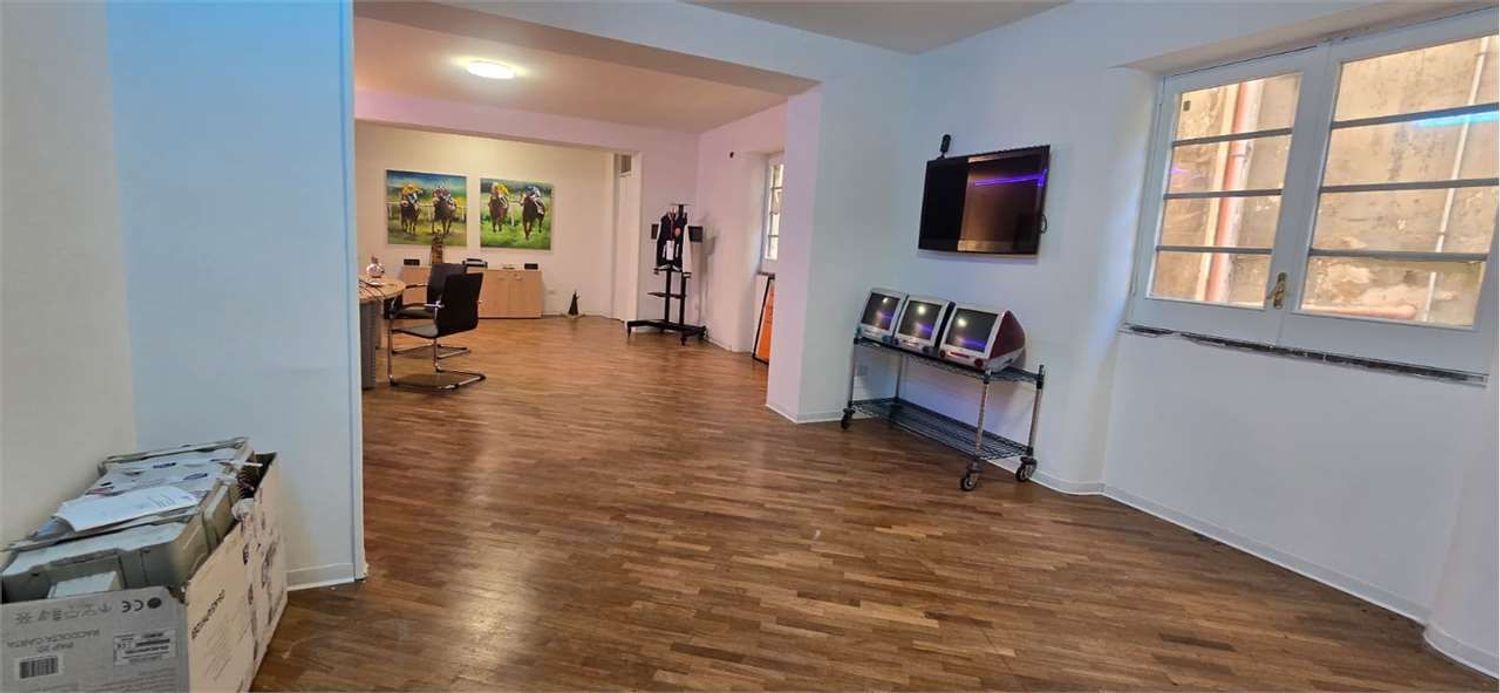 Ufficio in affitto in via emerico amari 162, Palermo