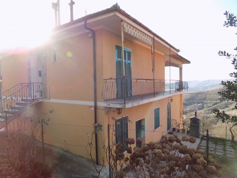 Quadrilocale con terrazzo a Cesio