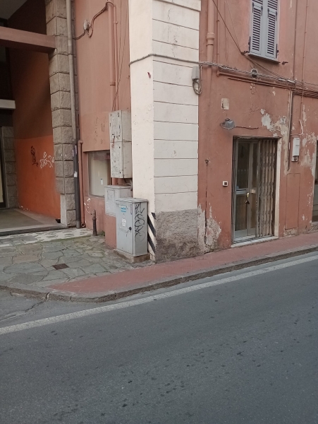 Ufficio in affitto a Imperia