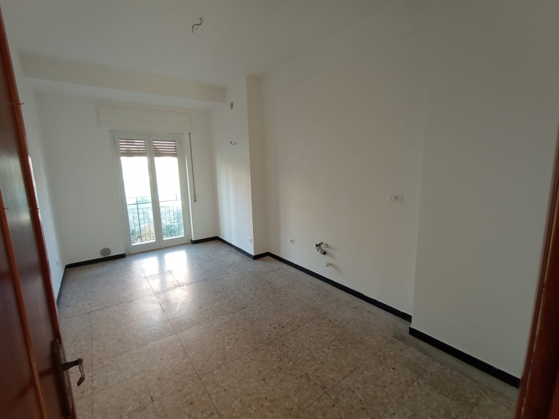 Quadrilocale in affitto a Imperia