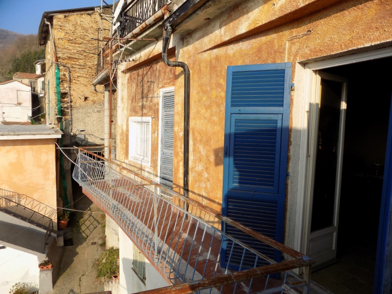 Quadrilocale in vendita a Borgomaro