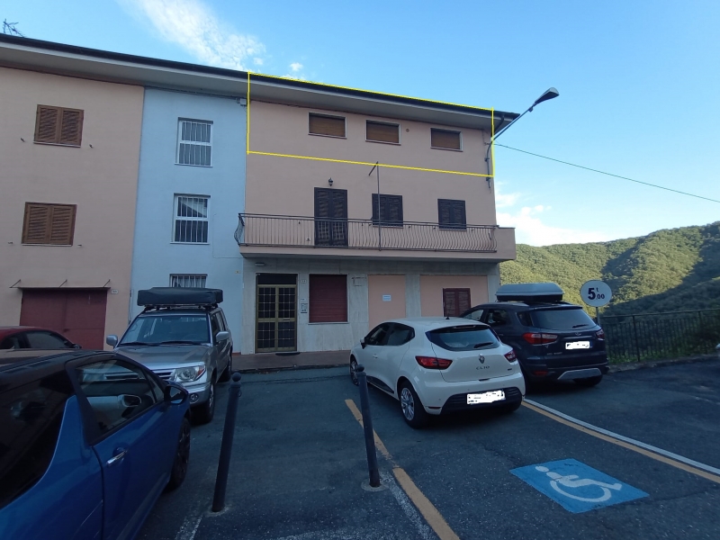 Monolocale da ristrutturare a Cesio