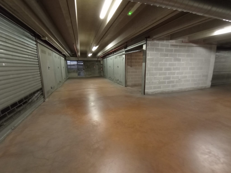 Box/Garage 16mq in vendita a Imperia