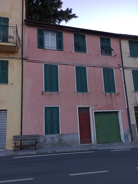 Casa indipendente in vendita a Cesio