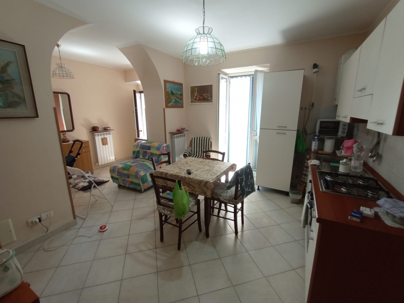 Trilocale in vendita a Imperia