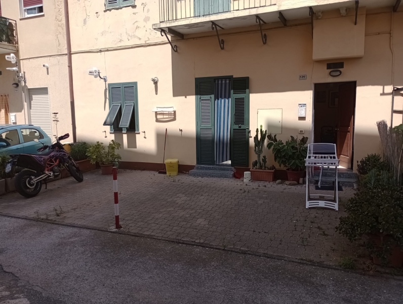 Trilocale in vendita a Imperia