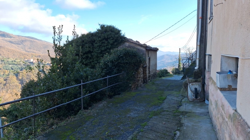 Trilocale in vendita a Borgomaro