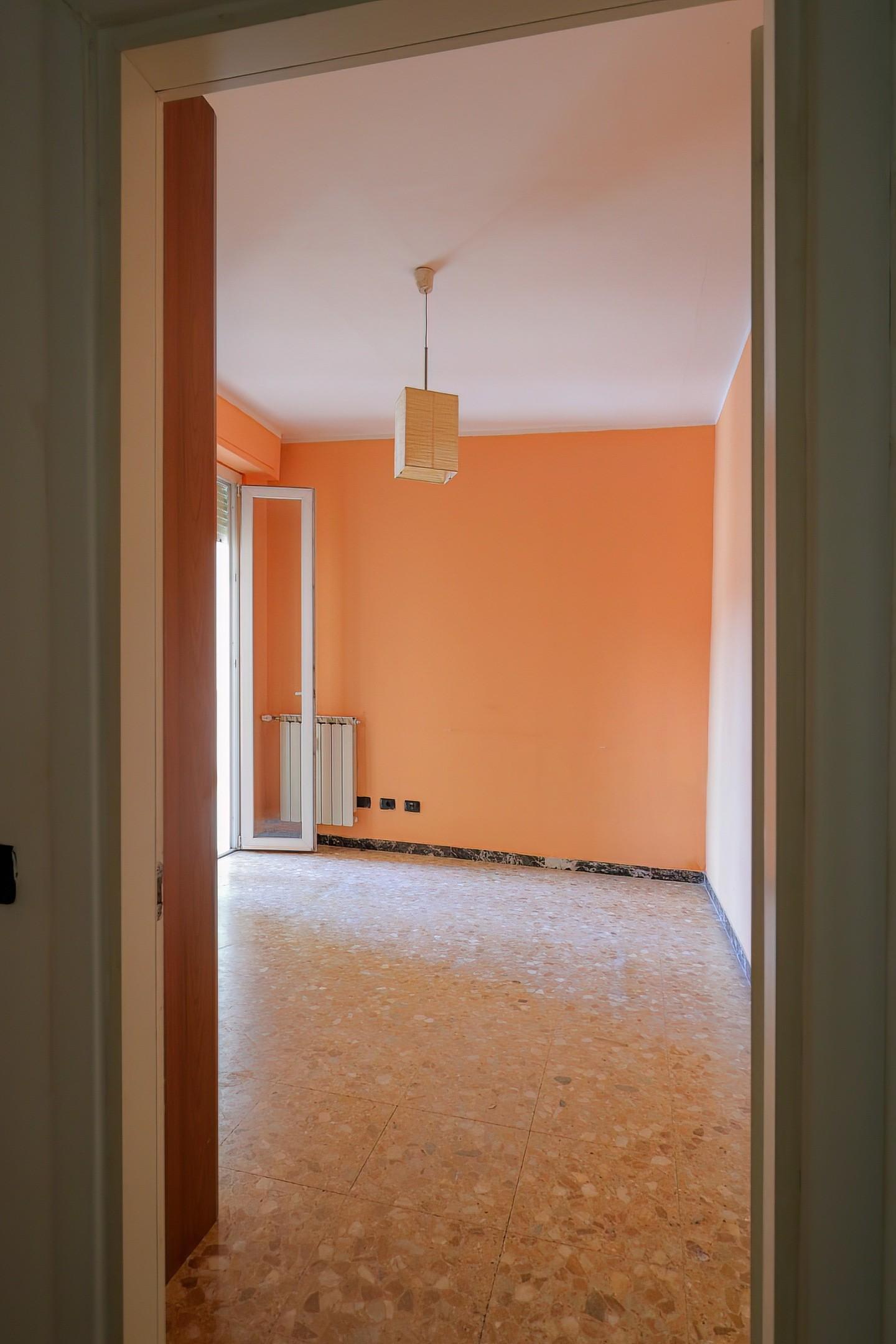 Appartamento con terrazzo, Arcola romito magra