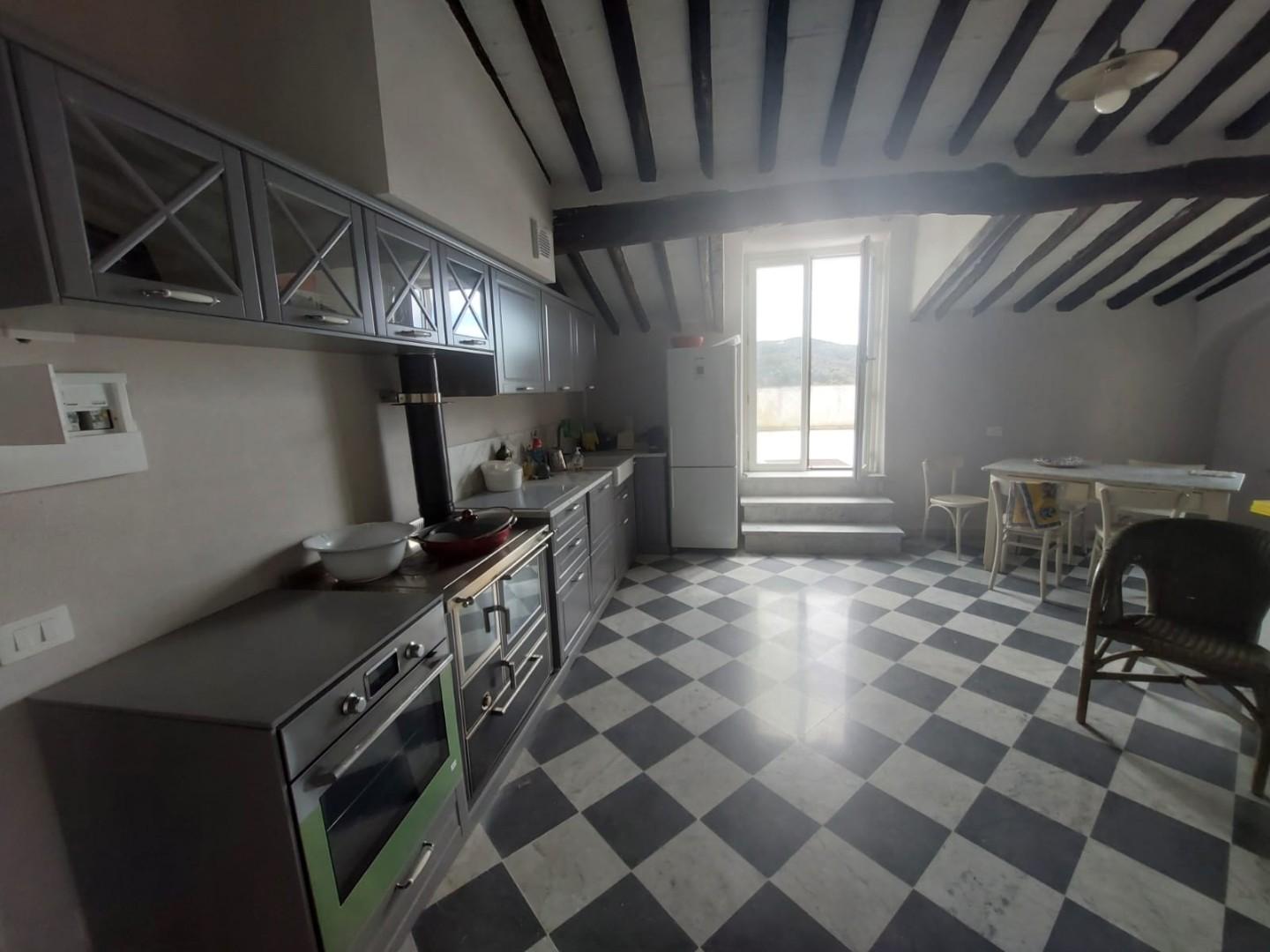 Appartamento vista mare, Arcola trebiano