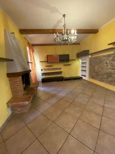 Appartamento con terrazzo a Ameglia