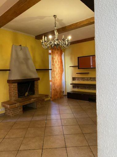 Appartamento con terrazzo a Ameglia