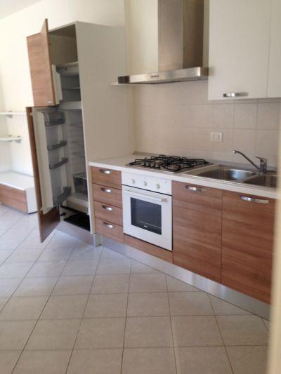 Trilocale con terrazzo, Arcola romito magra