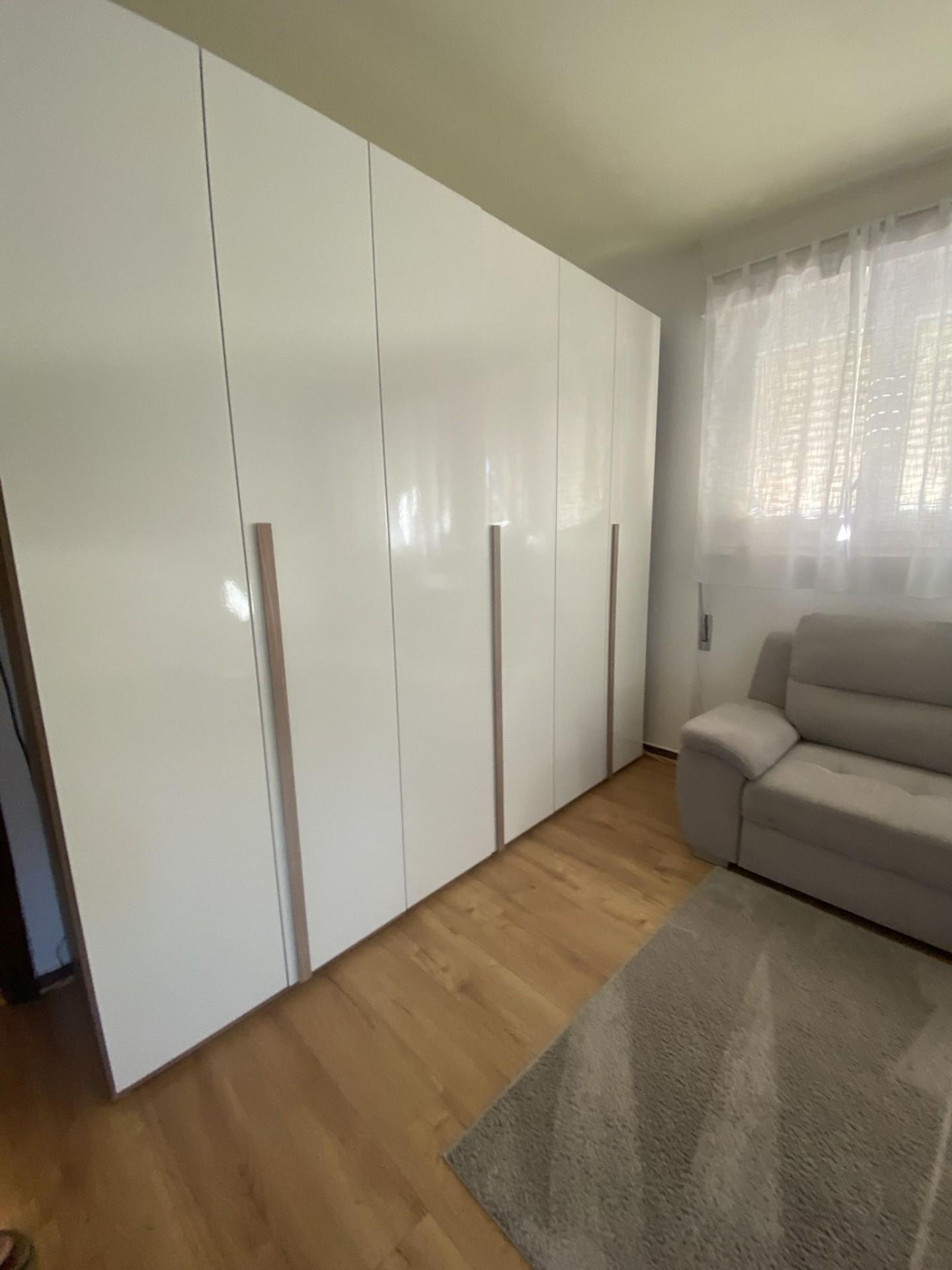 Bilocale con terrazzi, Vezzano Ligure prati