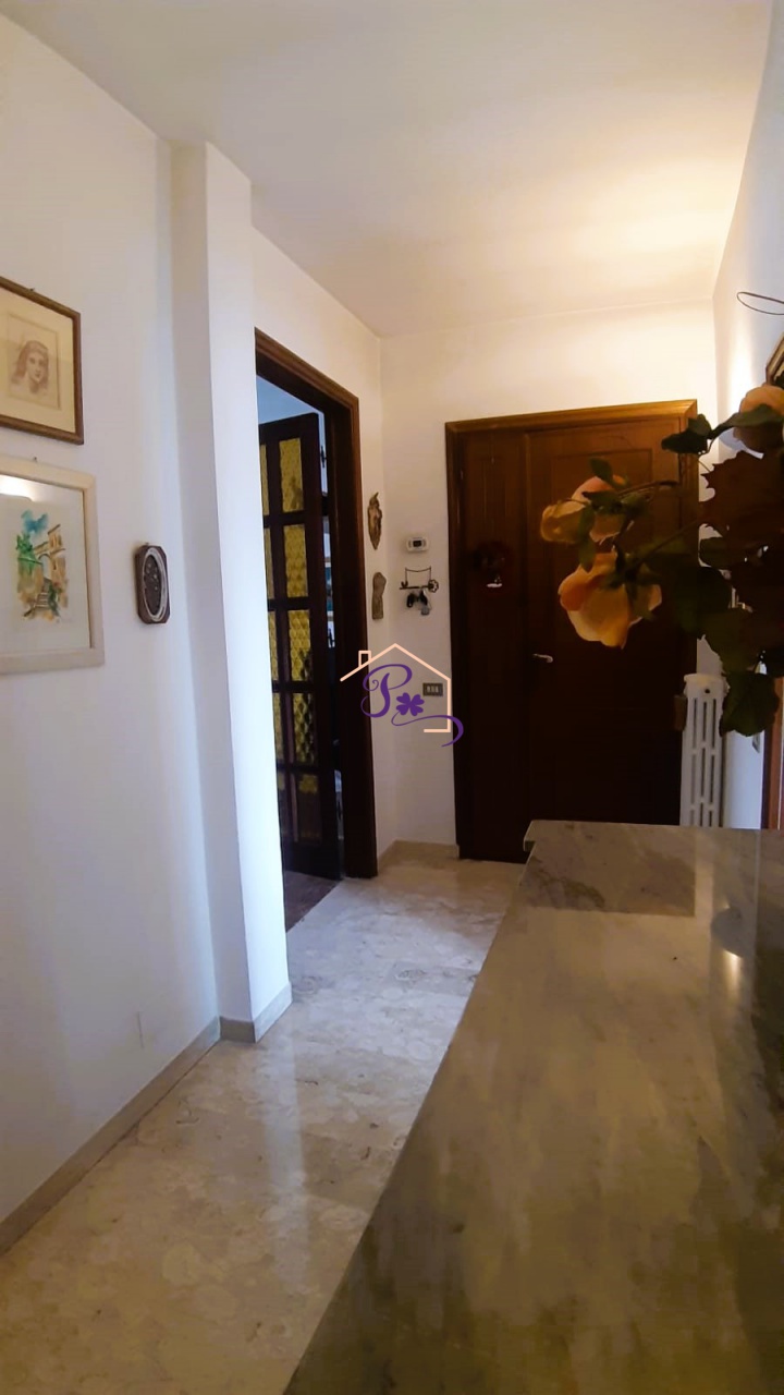 Appartamento con terrazzo a Prato