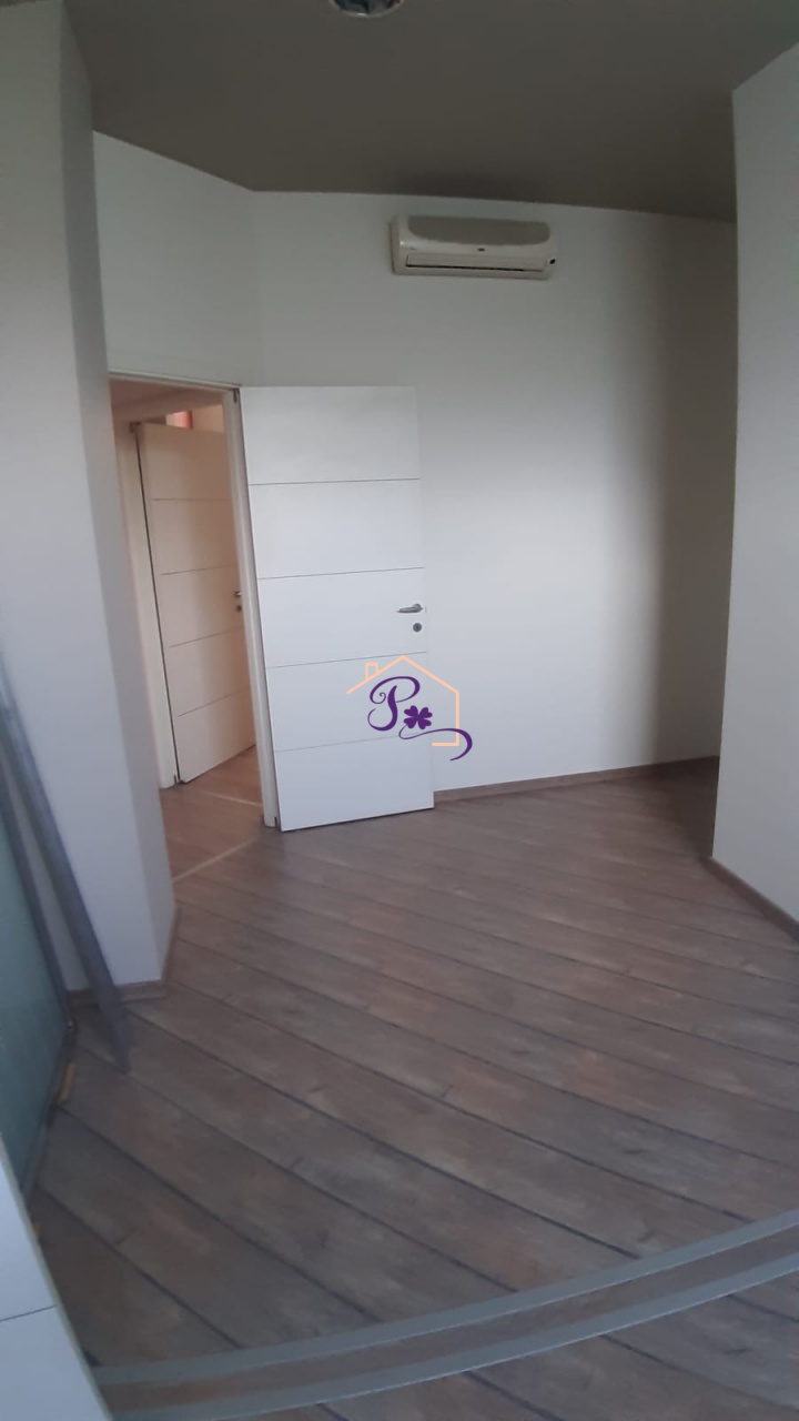 Ufficio in affitto a Prato