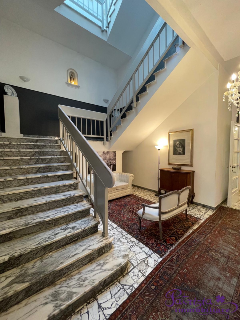 Villa con giardino a Prato